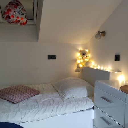 Apartamento Happy Moments 1 Gornje Jesenje Exterior foto
