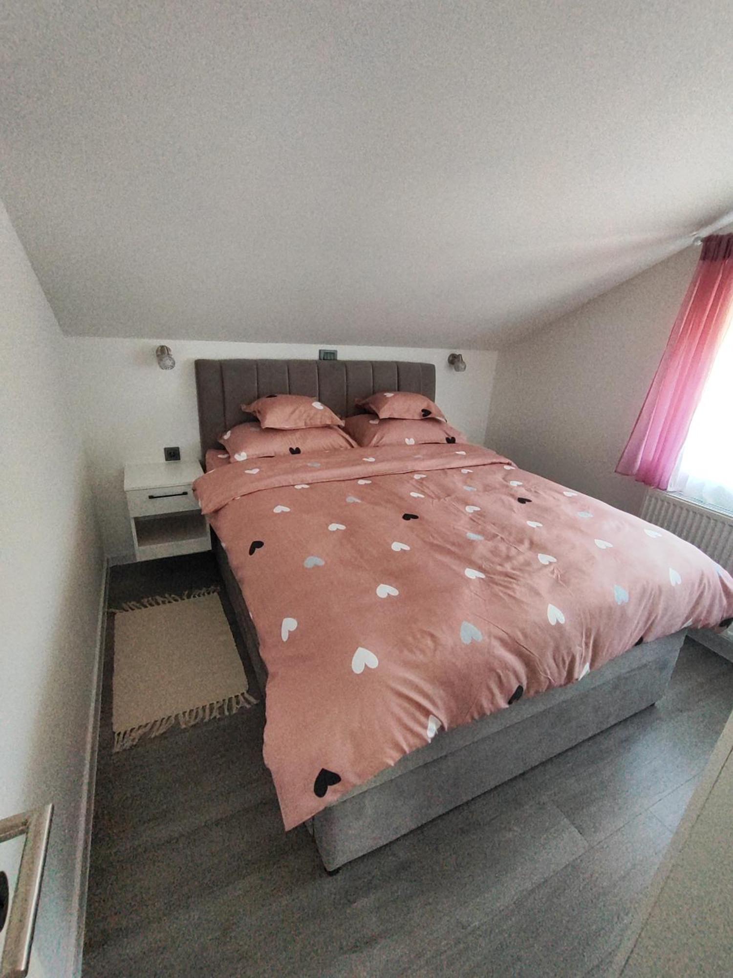 Apartamento Happy Moments 1 Gornje Jesenje Exterior foto