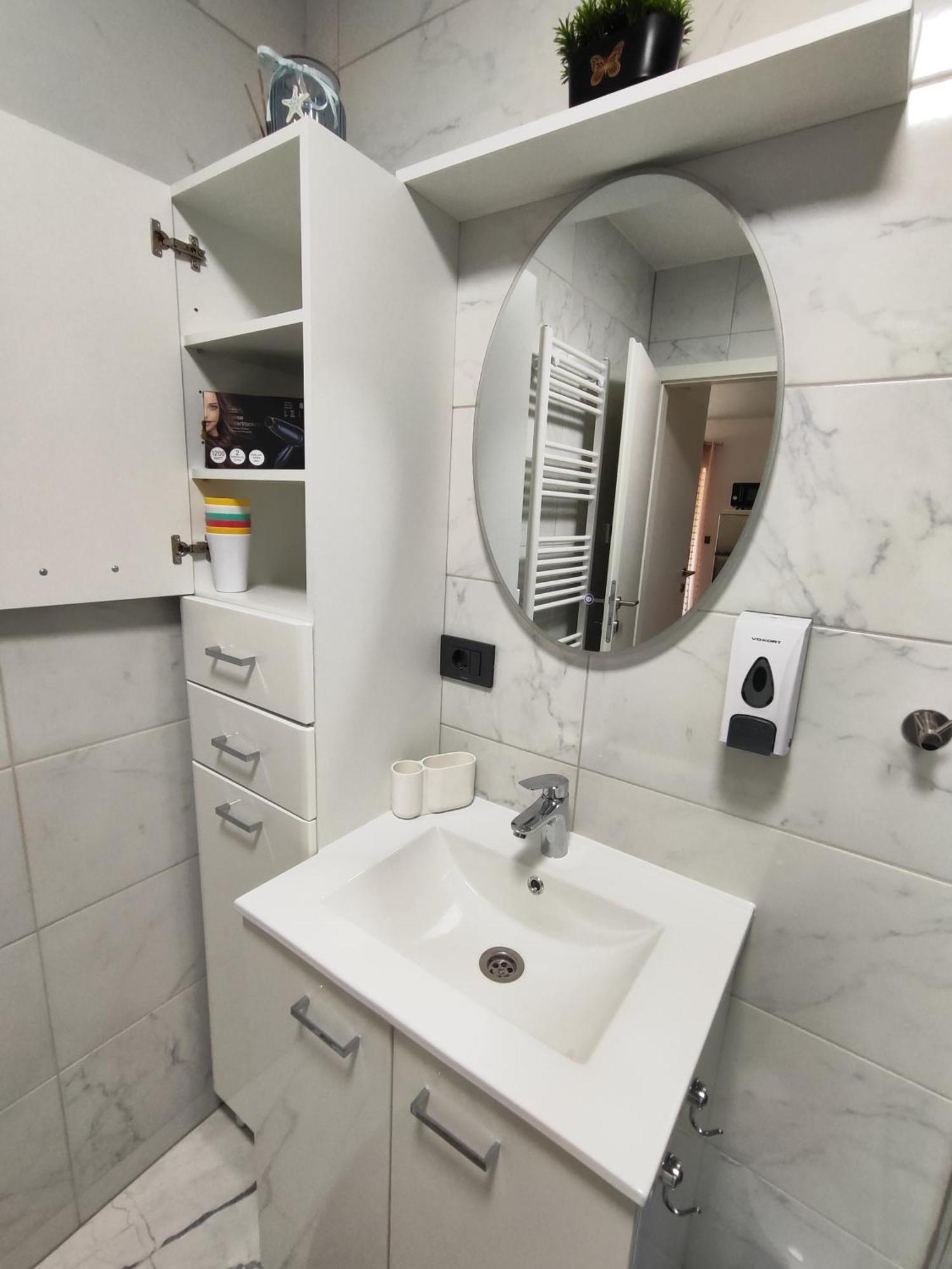 Apartamento Happy Moments 1 Gornje Jesenje Exterior foto